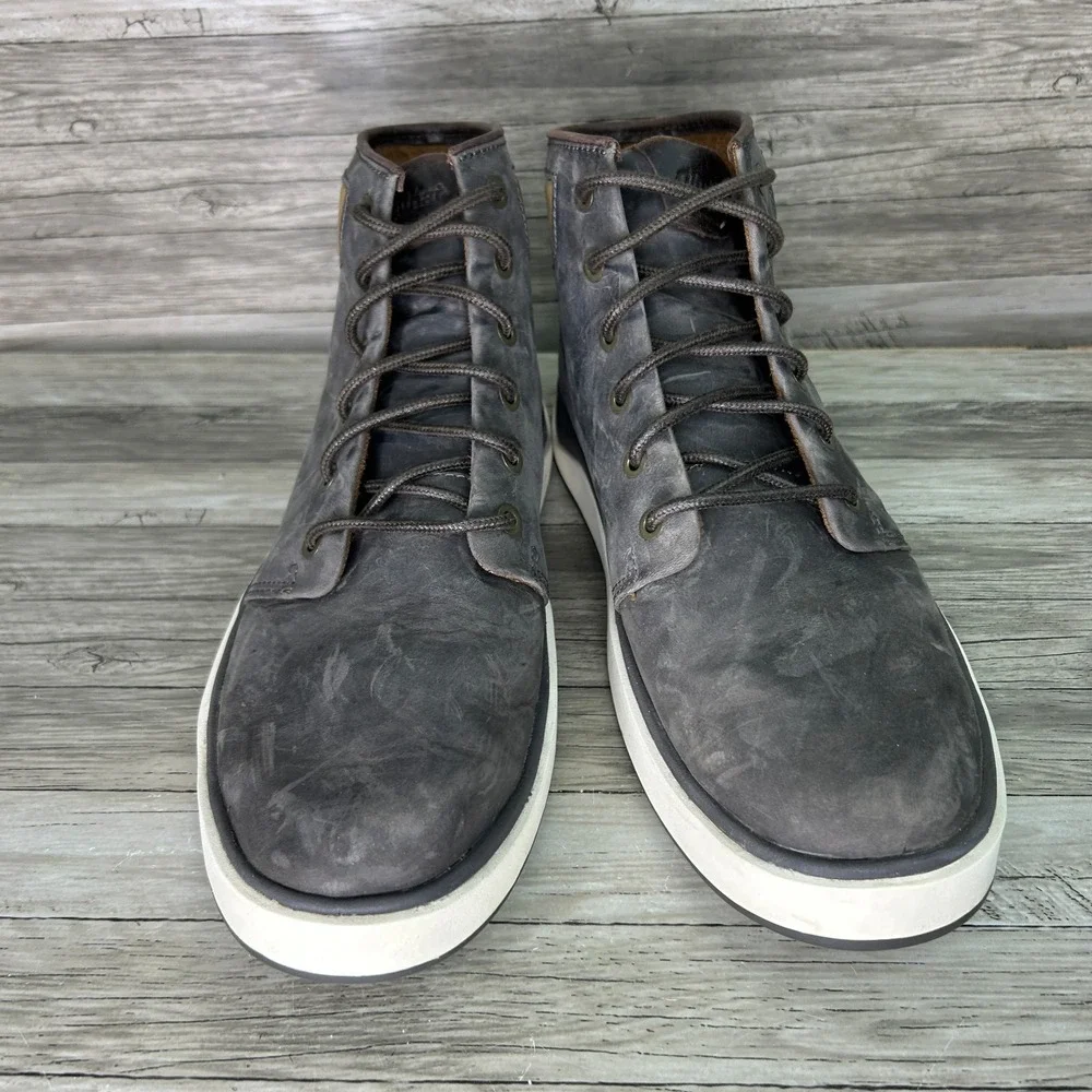 OluKai kekaha chukka